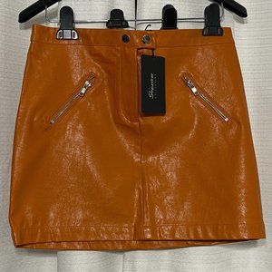 SHINESTAR Mini Skirt. Color orange. Faux Leather. Size L